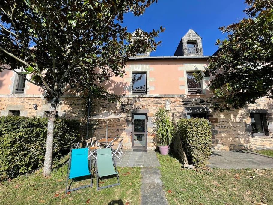 Maison Au Calme Pour 5 Personnes La Chapelle-de-Brain Bagian luar foto