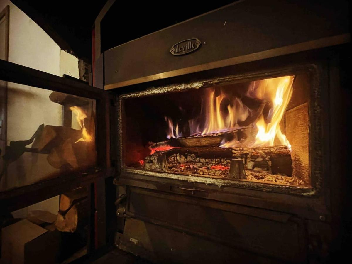 Maison Au Calme Pour 5 Personnes La Chapelle-de-Brain Bagian luar foto