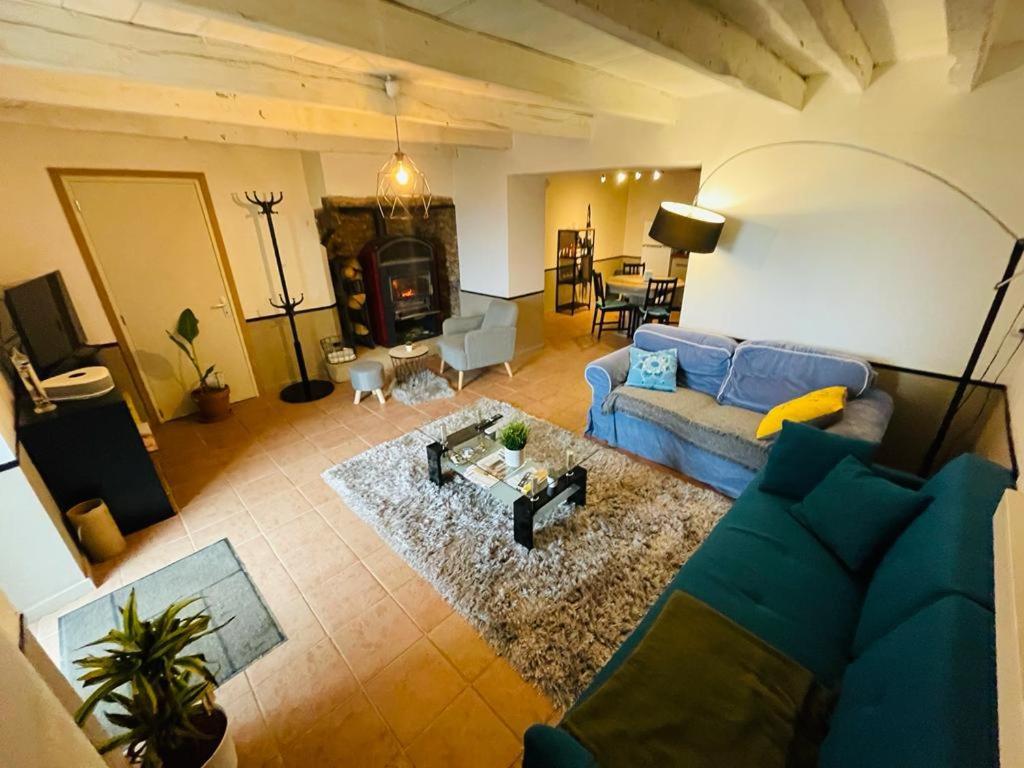Maison Au Calme Pour 5 Personnes La Chapelle-de-Brain Bagian luar foto